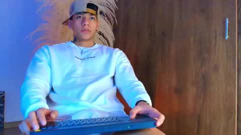 Snapshot of josep_davies chatting on October 26, 2025, 7:42 pm Josep online show from October 26, 2025, 7:42 pm