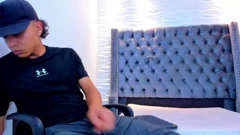Snapshot of joseph_vans chatting on June 1, 2026, 3:41 am joseph_vans online show from June 1, 2026, 3:41 am