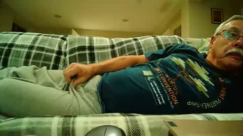 josephgr2021 online show from November 22, 2025, 2:54 am