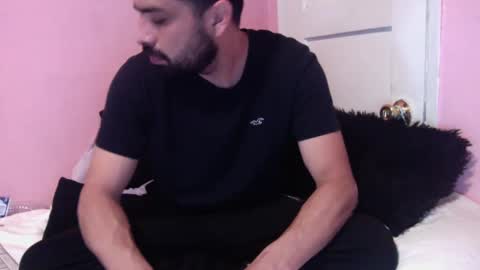 Snapshot of josephs1990 chatting on February 5, 2025, 10:12 pm josephs1990 online show from February 5, 2025, 10:12 pm