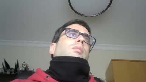 Snapshot of josevd chatting on February 4, 2026, 9:48 am Jose online show from February 4, 2026, 9:48 am