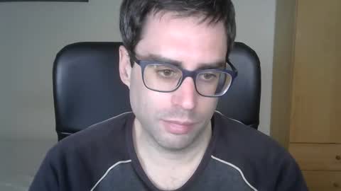 Snapshot of josevd chatting on February 20, 2026, 12:16 pm Jose online show from February 20, 2026, 12:16 pm