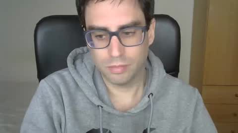 Snapshot of josevd chatting on March 7, 2026, 12:02 pm Jose online show from March 7, 2026, 12:02 pm