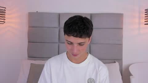 Snapshot of joshclaarktt chatting on April 26, 2026, 4:10 am Josh online show from April 26, 2026, 4:10 am