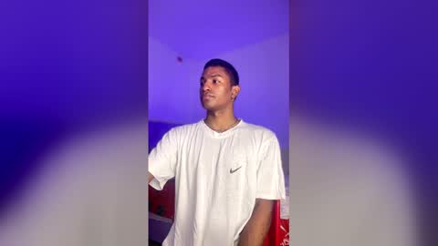 JOSS JORDAN  online show from April 5, 2026, 5:04 am