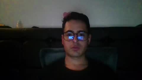 josux8 online show from November 24, 2025, 4:01 am