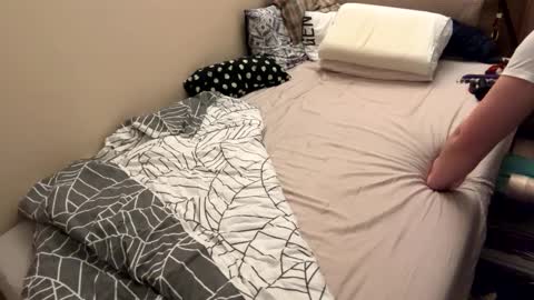 joujohn online show from January 19, 2025, 4:33 am