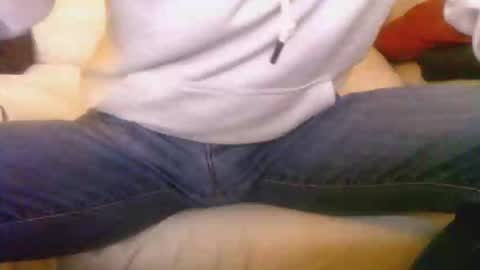 jovenduro84 online show from March 4, 2026, 5:57 am