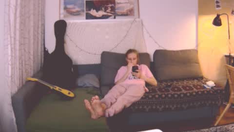 joy_keys online show from December 26, 2024, 6:12 pm