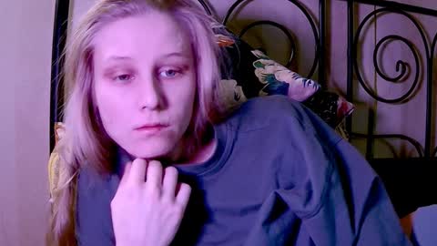 joy_keys online show from January 22, 2025, 12:06 pm