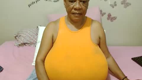 Snapshot of joycemando chatting on February 16, 2025, 4:31 am DairyQueen online show from February 16, 2025, 4:31 am