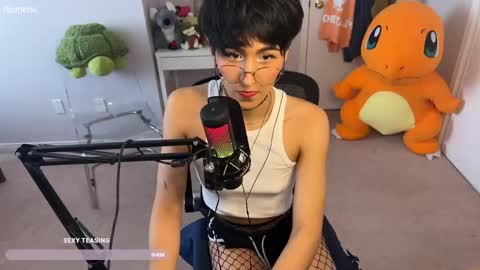 Jackie Joy online show from December 15, 2025, 5:06 pm