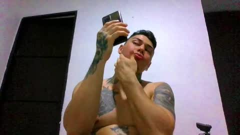 Snapshot of jq401055 chatting on December 2, 2024, 1:03 am Jaxxx67 online show from December 2, 2024, 1:03 am