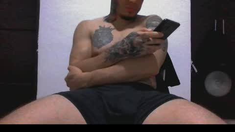 Snapshot of jq401055 chatting on January 22, 2025, 5:26 am Jaxxx67 online show from January 22, 2025, 5:26 am