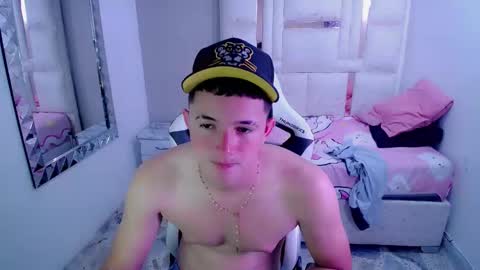 N I N O online show from March 11, 2025, 1:01 pm