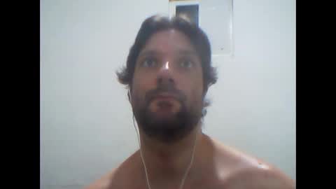 jrcsrodrigo online show from April 7, 2026, 11:37 pm