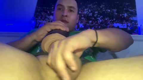 CarmelPapi93 online show from February 13, 2025, 2:52 pm