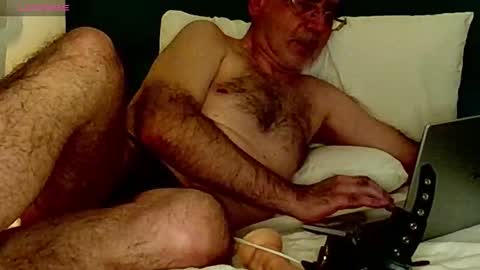 Snapshot of jtm586 chatting on February 23, 2025, 2:40 am Tommy586 online show from February 23, 2025, 2:40 am