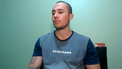 Snapshot of juan__jimenez chatting on February 19, 2025, 8:12 am Juan online show from February 19, 2025, 8:12 am