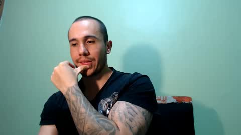 Snapshot of juan__jimenez chatting on February 21, 2025, 10:39 am Juan online show from February 21, 2025, 10:39 am