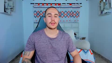 Snapshot of juan__jimenez chatting on March 7, 2025, 10:24 am Juan online show from March 7, 2025, 10:24 am