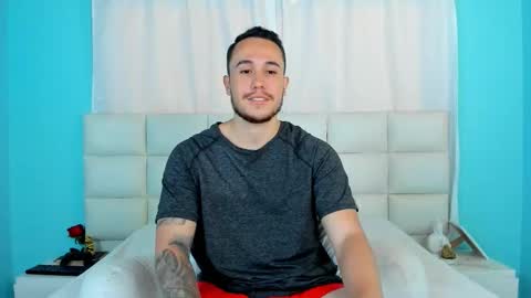 Snapshot of juan__jimenez chatting on October 13, 2025, 9:26 pm Juan online show from October 13, 2025, 9:26 pm