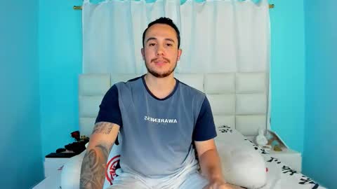 Snapshot of juan__jimenez chatting on November 8, 2025, 10:08 pm Juan online show from November 8, 2025, 10:08 pm