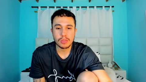 Snapshot of juan__jimenez chatting on November 11, 2025, 1:16 am Juan online show from November 11, 2025, 1:16 am