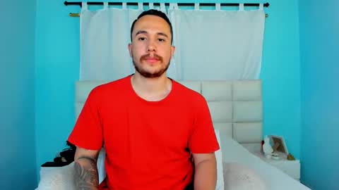 Snapshot of juan__jimenez chatting on February 5, 2026, 1:43 am Juan online show from February 5, 2026, 1:43 am