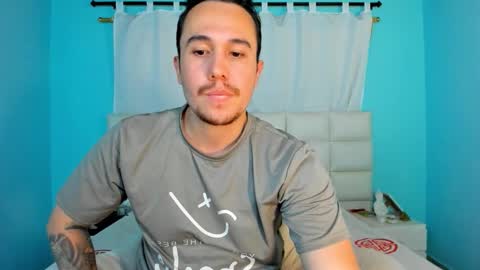 Snapshot of juan__jimenez chatting on March 14, 2026, 1:01 am Juan online show from March 14, 2026, 1:01 am