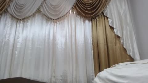    online show from January 28, 2025, 3:04 pm