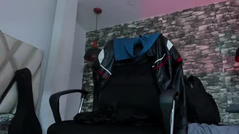 juan_jsmith online show from February 22, 2025, 4:19 pm