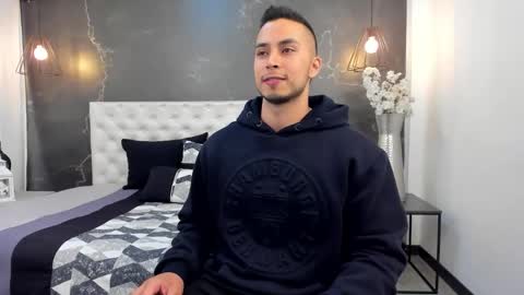 Snapshot of juan_muscle chatting on November 14, 2025, 3:16 am juan_muscle online show from November 14, 2025, 3:16 am
