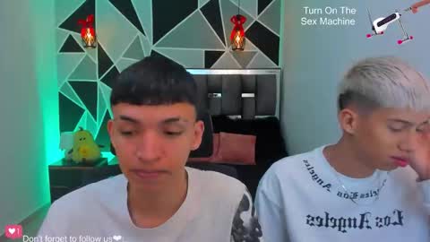 JuanSteven online show from April 5, 2026, 11:29 am