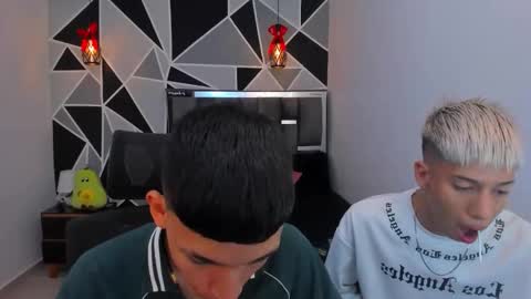 JuanSteven online show from April 11, 2026, 2:49 am