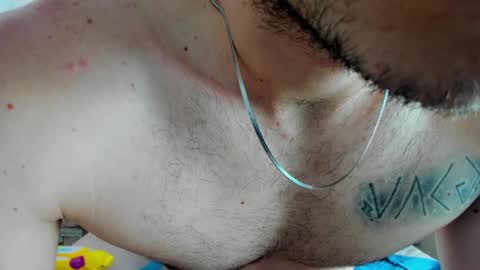 Snapshot of juan_prior chatting on January 18, 2025, 5:48 pm JUAN online show from January 18, 2025, 5:48 pm