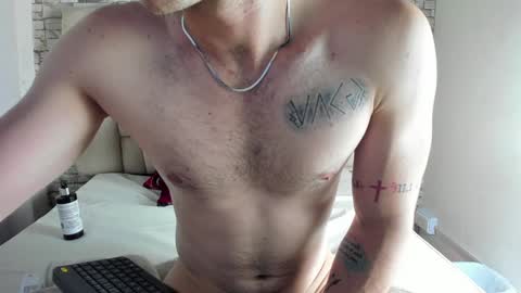 Snapshot of juan_prior chatting on February 8, 2025, 11:13 pm JUAN online show from February 8, 2025, 11:13 pm