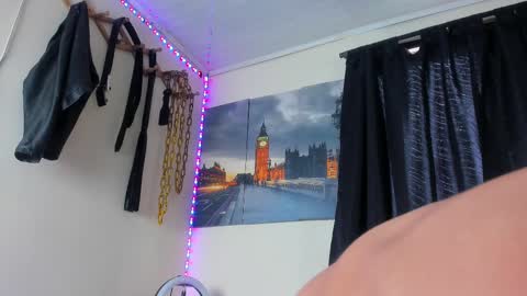 Snapshot of juanbladde chatting on March 2, 2025, 12:22 pm Juan Esteban online show from March 2, 2025, 12:22 pm
