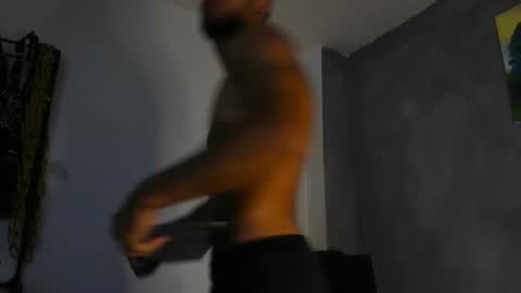 Snapshot of juanbladde chatting on January 17, 2026, 4:00 pm Juan Esteban online show from January 17, 2026, 4:00 pm