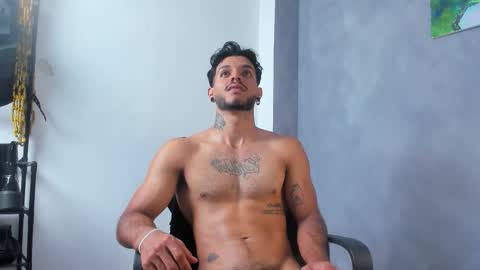 Snapshot of juanbladde chatting on February 6, 2026, 7:06 pm Juan Esteban online show from February 6, 2026, 7:06 pm