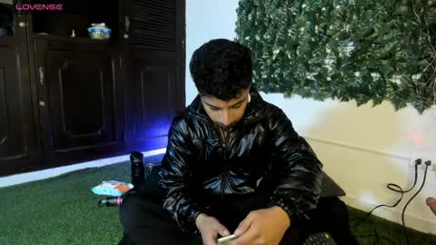 juancamilo66_ online show from April 8, 2026, 3:39 am