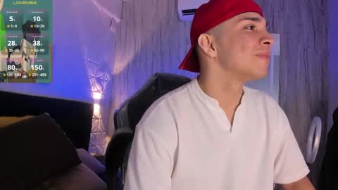 Snapshot of juandiamonds chatting on October 12, 2025, 12:59 pm Juan David online show from October 12, 2025, 12:59 pm