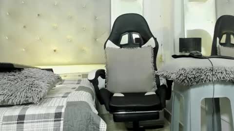 Juan Diego Uribe online show from February 22, 2025, 2:30 pm