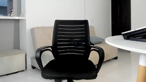 Juan Diego Uribe online show from October 23, 2025, 11:24 pm