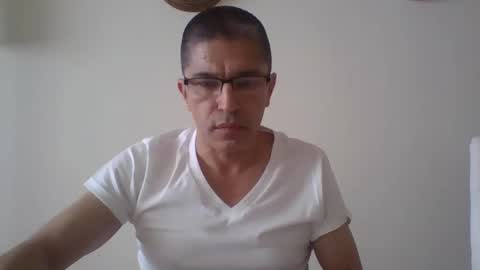 juanearth1 online show from January 9, 2026, 5:26 pm