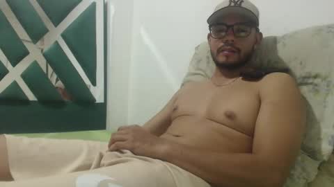 juanfe_style online show from March 19, 2026, 12:47 am