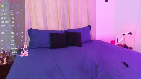 Blue online show from October 23, 2025, 4:06 pm