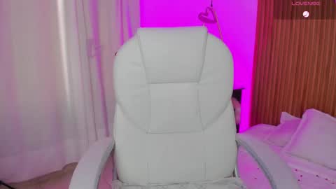 Snapshot of juanitadoll chatting on February 17, 2025, 6:15 pm Juanita online show from February 17, 2025, 6:15 pm