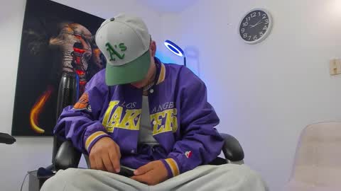 Snapshot of juank_wss chatting on November 7, 2025, 11:32 am Juank online show from November 7, 2025, 11:32 am