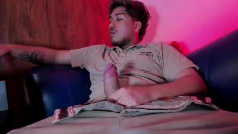 JUAN  online show from March 10, 2026, 2:55 pm